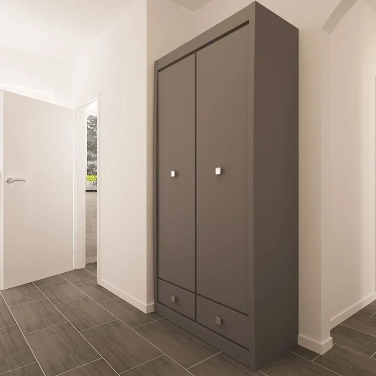 Grauer Kleiderschrank mit zwei Türen und Schubladen in moderner Diele mit Fliesenboden