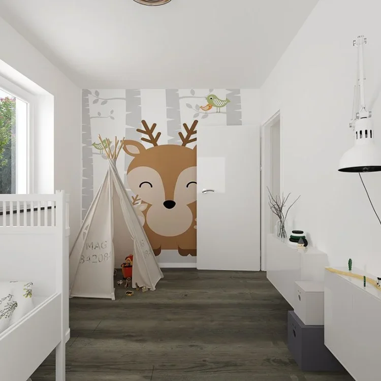 Modernes Kinderzimmer mit Wandtattoo eines lächelnden Rehs, weißem Tipi-Zelt und weißen Möbeln auf dunklem Holzboden